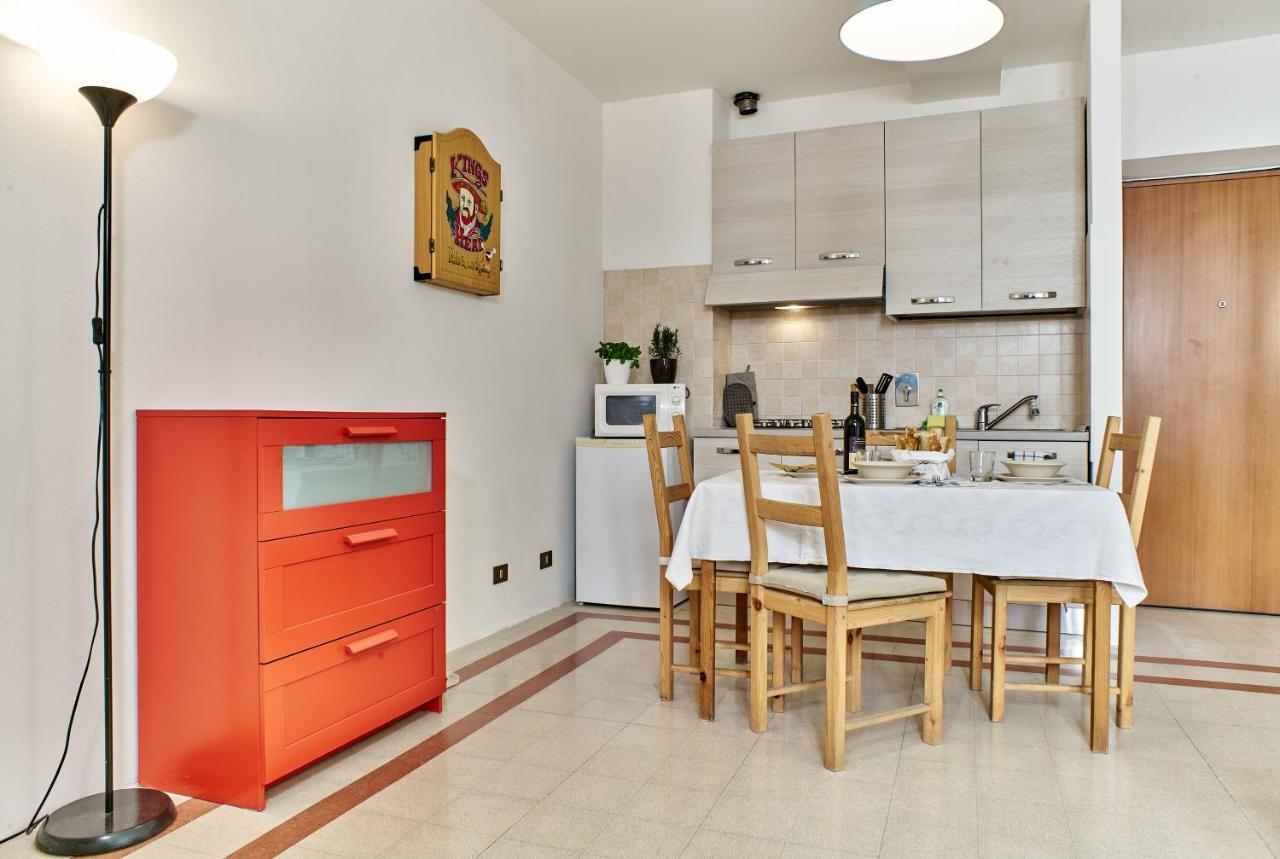 Apartmán Colorato E Vivace Bilocale Lucca Exteriér fotografie